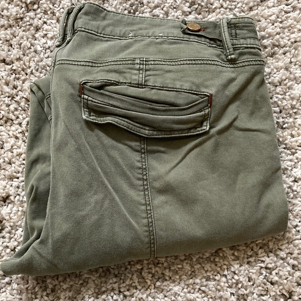 WHBM casual ankle length pants